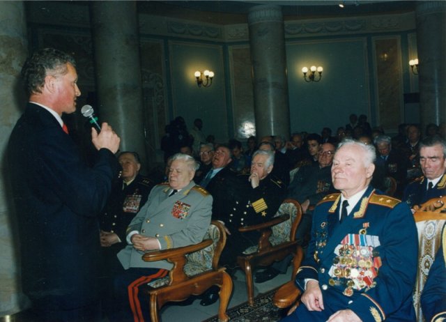 Презентация проекта Солдаты ХХ века в Бункере Сталина. 2000