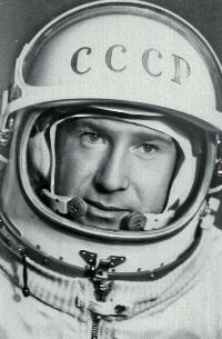 Leonov-00