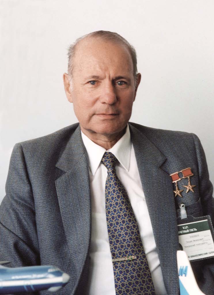 novozhilov100