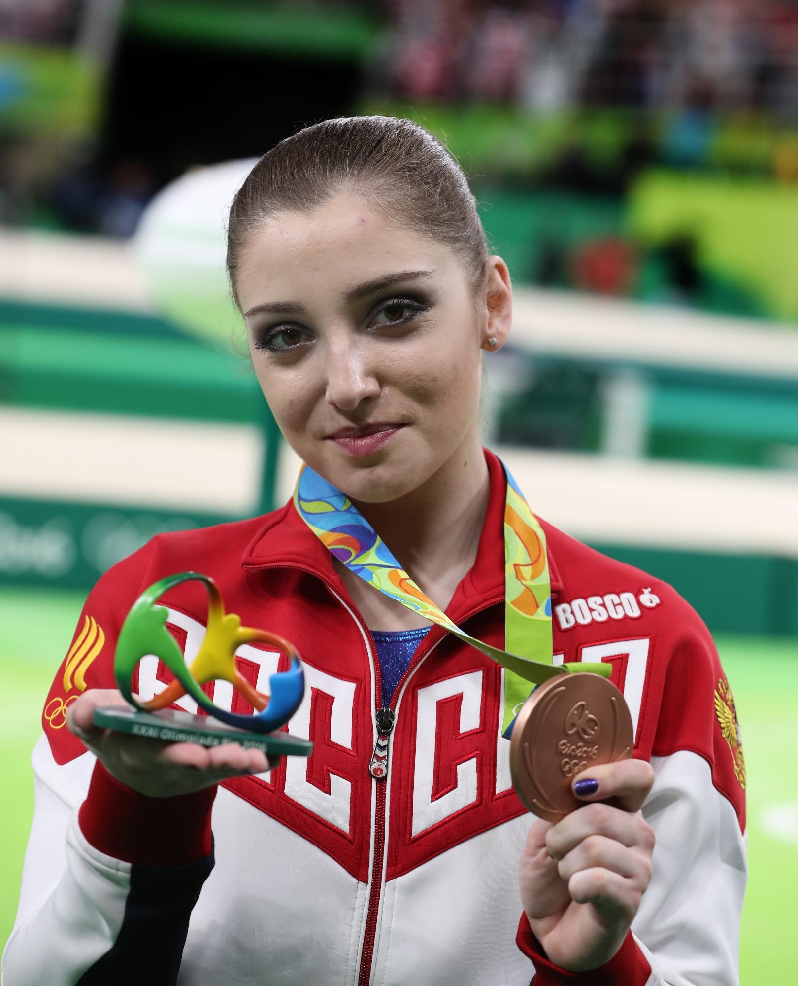 mustafina22