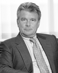ХАЗЕЛЬШТАЙНЕР Ханс Петер